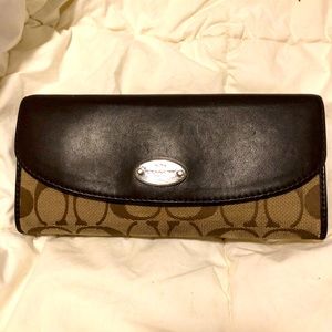 Coach Signature Large Envelope Wallet